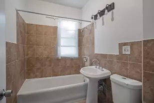 [Address not provided], Cicero, IL 60804 - Photo 9