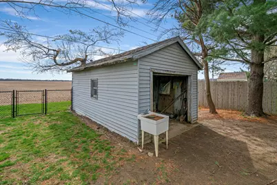 924 Suzy Street, Sandwich, IL 60548 - Photo 47