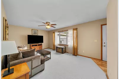924 Suzy Street, Sandwich, IL 60548 - Photo 7
