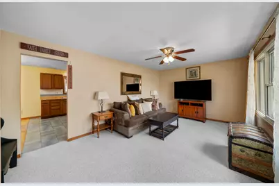 924 Suzy Street, Sandwich, IL 60548 - Photo 5