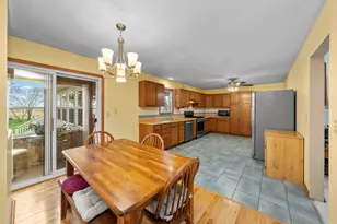 924 Suzy St, Sandwich, IL 60548 - Photo 11