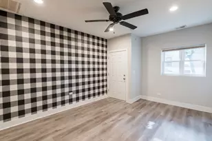 4006 N Bell Ave, Chicago, IL 60618 - Photo 3