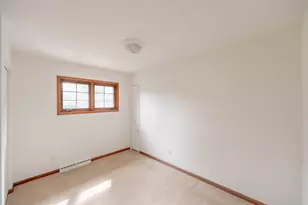 40657 N Cornell St, Beach Park, IL 60099 - Photo 15