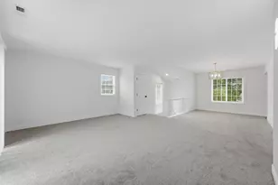 2042 Windemere Cir, Schaumburg, IL 60194 - Photo 9