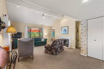 2104 Harbortown Circle #2104, Champaign, IL 61821 - Photo 11