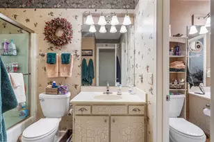 2104 Harbor Town Cir, Champaign, IL 61821 - Photo 25
