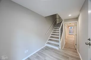 2730 N Greenview Ave, Chicago, IL 60614 - Photo 3
