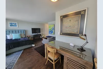 5701 N Sheridan Road #17D, Chicago, IL 60660 - Photo 11