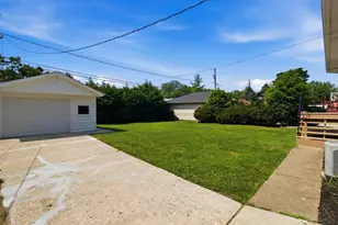 10251 Kent St, Westchester, IL 60154 - Photo 5