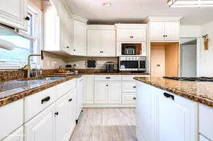 1310 New Lenox Rd, Joliet, IL 60433 - Photo 15