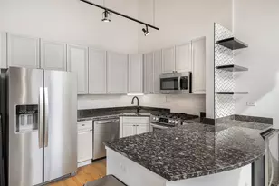 900 N Kingsbury St, Chicago, IL 60610 - Photo 17