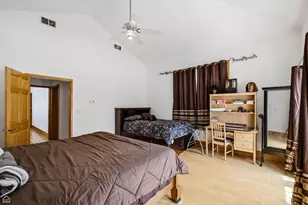 1435 W 16th St, Chicago, IL 60608 - Photo 17