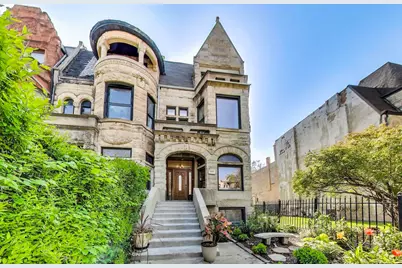 4553 S Ellis Avenue, Chicago, IL 60653 - Photo 1