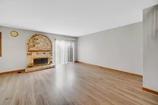 1264 Reading Ct, Wheaton, IL 60189 - Photo 5