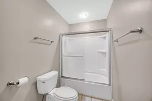 1264 Reading Ct, Wheaton, IL 60189 - Photo 17