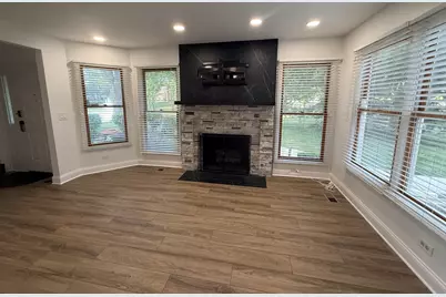 227 Spring Creek Circle, Schaumburg, IL 60173 - Photo 7