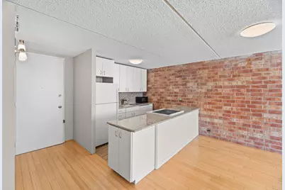 2020 St Johns Avenue #207, Highland Park, IL 60035 - Photo 11