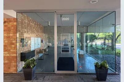2020 St Johns Avenue #207, Highland Park, IL 60035 - Photo 3