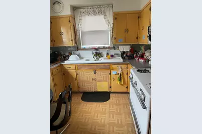 10216 S Calumet Avenue, Chicago, IL 60628 - Photo 11