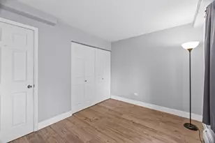 160 S La Londe Ave, Addison, IL 60101 - Photo 13