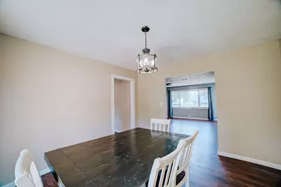 835 E Locust Street, Watseka, IL 60970 - Photo 13