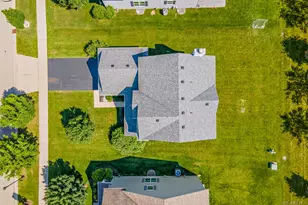 8962 Pearsall Dr, Huntley, IL 60142 - Photo 5