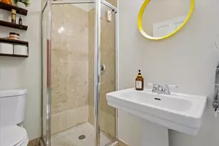 2427 W Augusta Blvd, Chicago, IL 60622 - Photo 21