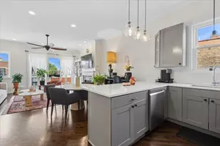 2427 W Augusta Blvd, Chicago, IL 60622 - Photo 15