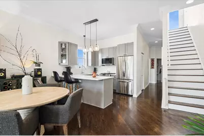 2427 W Augusta Boulevard #3, Chicago, IL 60622 - Photo 13