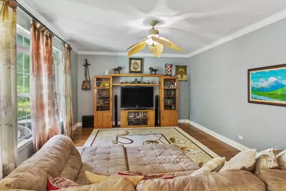 5961 Mackinac Lane, Hoffman Estates, IL 60192 - Photo 5