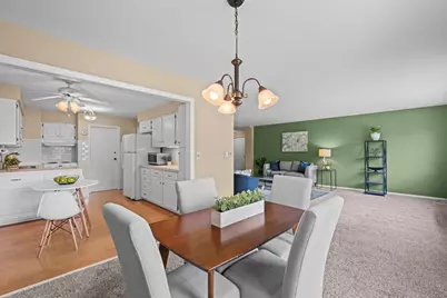 2700 E Bel Aire Drive #203, Arlington Heights, IL 60004 - Photo 9