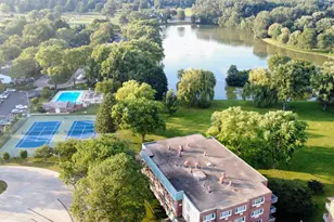 2700 E Bel Aire Dr, Arlington Heights, IL 60004 - Photo 33