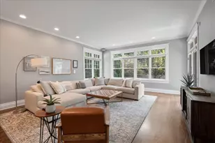 2712 Harrison St, Evanston, IL 60201 - Photo 17