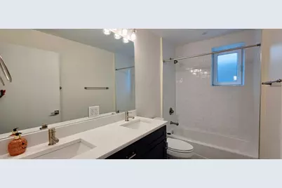2230 W Wilson Avenue #G, Chicago, IL 60625 - Photo 15