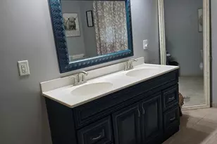 102 E West St, Anchor, IL 61720 - Photo 23