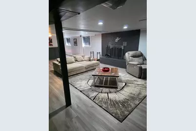 102 E West Street, Anchor, IL 61720 - Photo 9