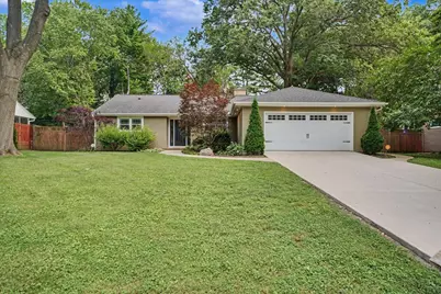 706 La Sell Drive, Champaign, IL 61820 - Photo 3