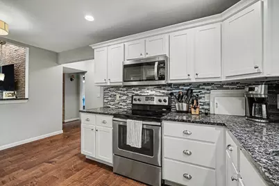 706 La Sell Drive, Champaign, IL 61820 - Photo 17