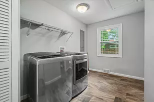 706 La Sell Dr, Champaign, IL 61820 - Photo 23