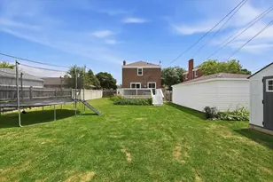 1616 Balmoral Ave, Westchester, IL 60154 - Photo 17