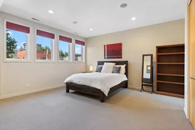 930 W Wolfram Street, Chicago, IL 60657 - Photo 29