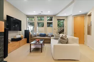 930 W Wolfram St, Chicago, IL 60657 - Photo 37