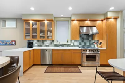 930 W Wolfram Street, Chicago, IL 60657 - Photo 11