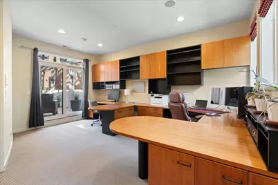 930 W Wolfram Street, Chicago, IL 60657 - Photo 35