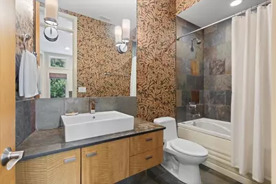930 W Wolfram Street, Chicago, IL 60657 - Photo 27
