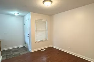 2479 Frost Dr, Aurora, IL 60504 - Photo 11
