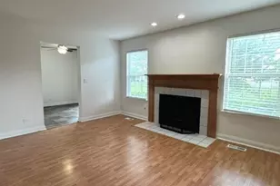 2479 Frost Dr, Aurora, IL 60504 - Photo 9