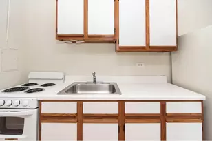 3345 N Marshfield Ave, Chicago, IL 60657 - Photo 3