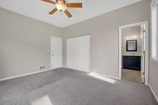 1517 W Fry St, Chicago, IL 60642 - Photo 21