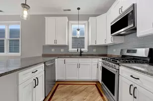1517 W Fry St, Chicago, IL 60642 - Photo 15
